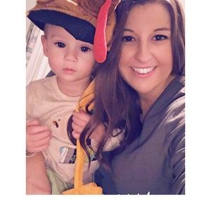 Meet your Posher, Laci